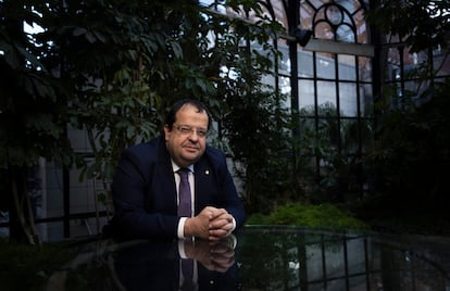 Joan Ignasi Elena, consejero de  de la Generalitat, en la sede del departamento de Interior en Barcelona.