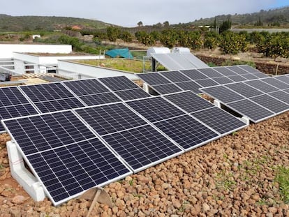 Planta doméstica de 6 kW en Canarias. UNEF