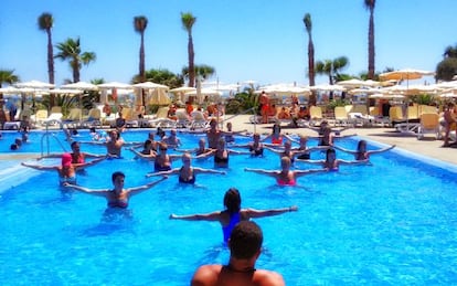 Piscina del ClubHotel Riu Gran Canaria, en Costa Meloneras.