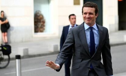 El líder del PP, Pablo Casado, a su llegada al Congreso, el pasado martes en la sesión de investidura de Pedro Sánchez.