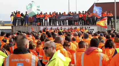 Concentración de apoyo a los estibadores en Algeciras.