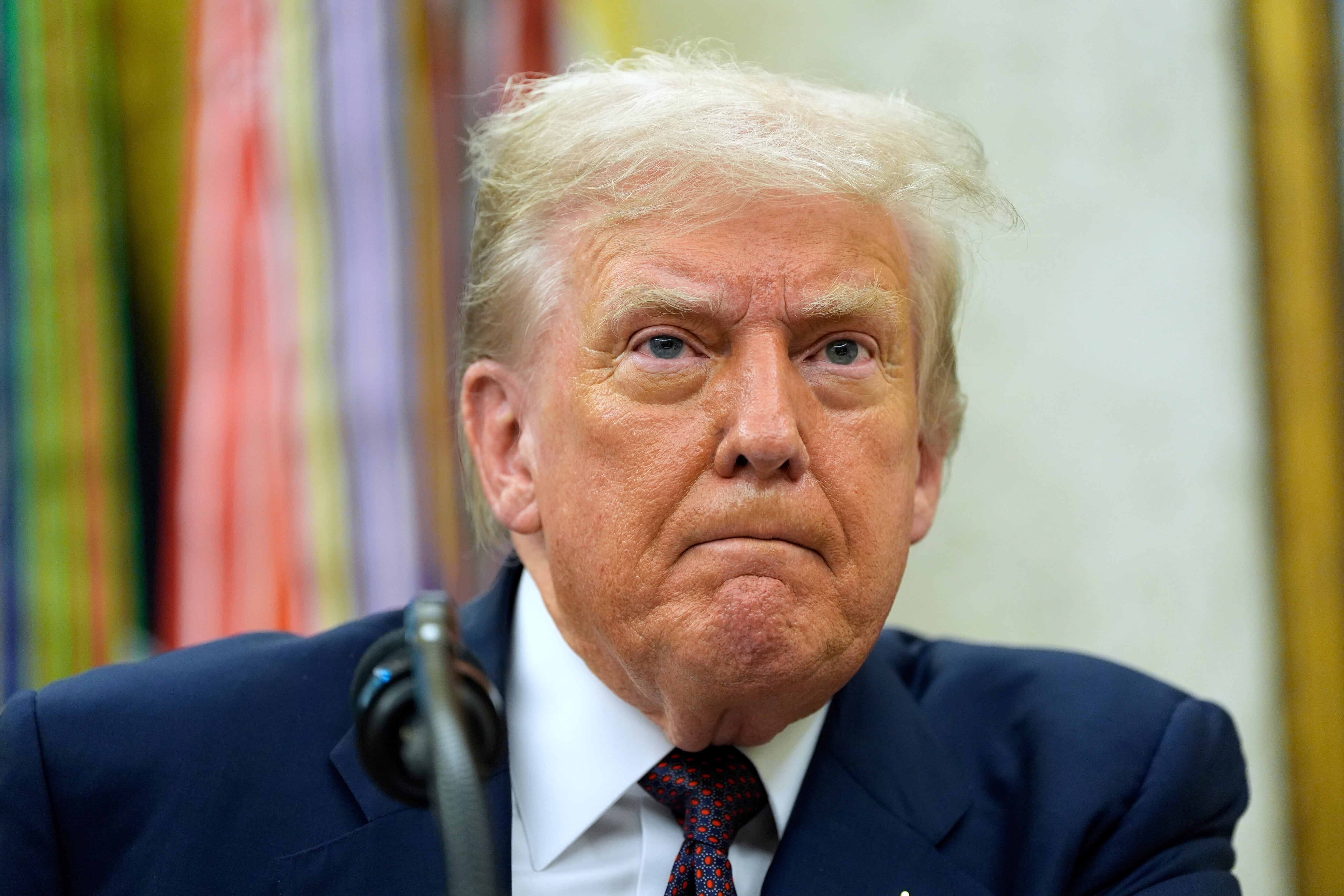 Trump abre una grieta en su dura política de la pena capital al optar por la clemencia contra los capos mexicanos