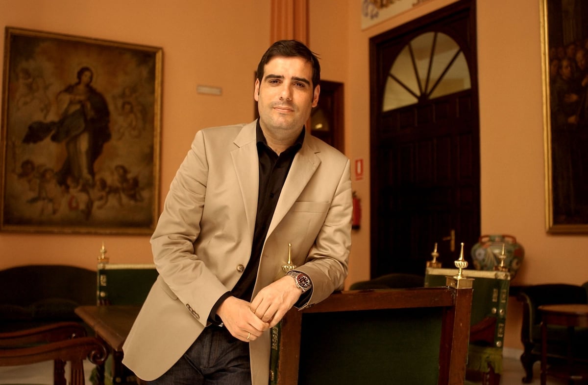 Cinco detenidos, entre ellos un exedil socialista de Sevilla, por irregularidades en la venta de una parcela municipal