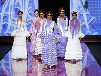 Propuesta de Pilar Vera en el Salón Internacional de la Moda Flamenca, Simof, celebrado en Sevilla en febrero. 