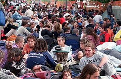 Asistentes al festival U-Zona Reggae, el viernes por la tarde.