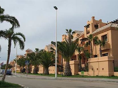 Urbanización de chalés adosados que construye Juan Antonio Roca en Los Alcázares (Murcia).