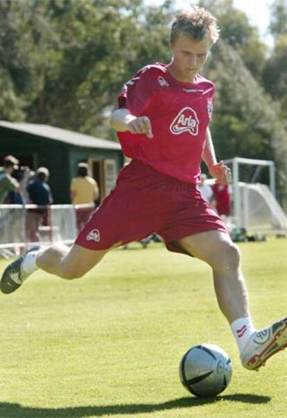 Jesper Gronkjaer, durante la pasada Eurocopa de Portugal.