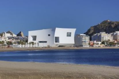 El auditorio Infanta Elena, en la bahía de Levante de Águilas.