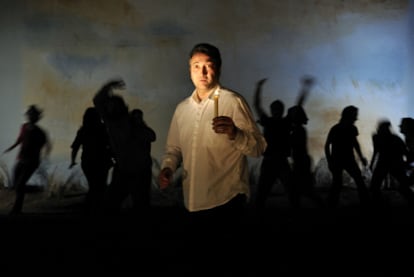 Escena de <i>Questi fantasmi,</i> de Eduardo De Filippo, dirigida por Oriol Broggi.