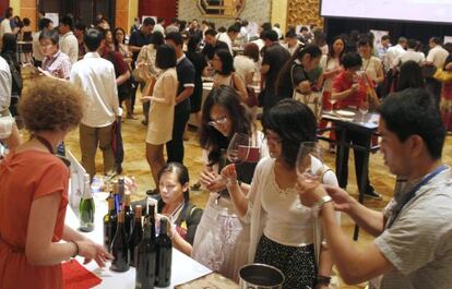 Presentaci&oacute;n en Pek&iacute;n de vinos de la Denominaci&oacute;n de Origen La Mancha.