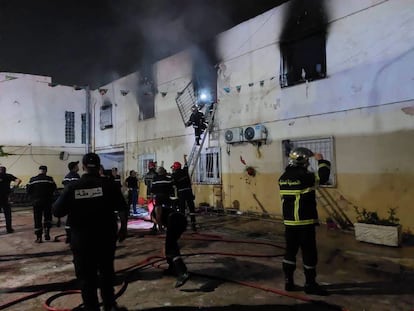 Al menos 11 niños mueren en el incendio de un orfanato en Argelia |  Internacional | EL PAÍS