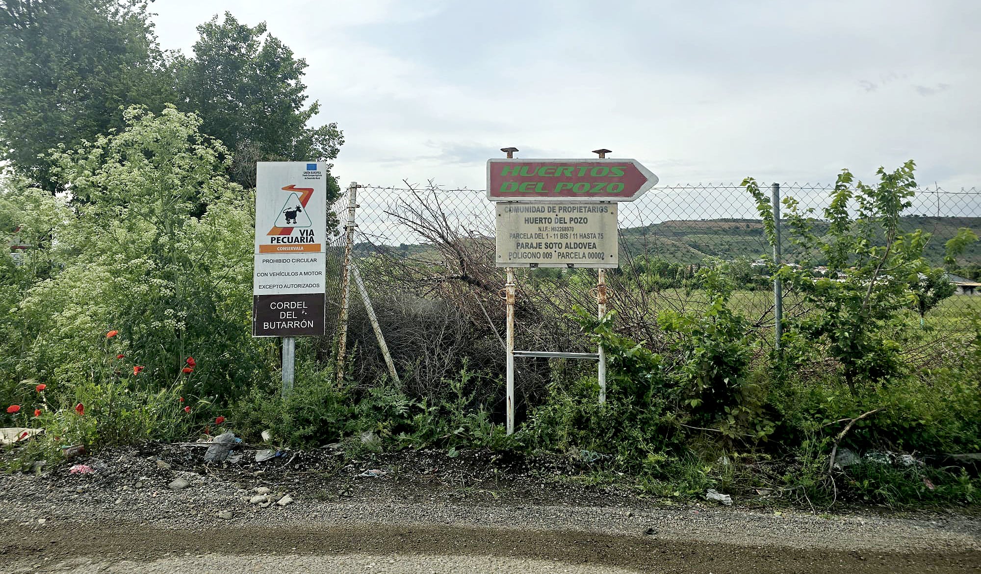 La entrada a una de los aparcamientos piratas.