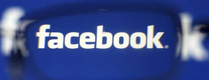 Icono de Facebook en un ordenador en Taipei (Taiwán).