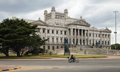 El Palacio Legislativo de Uruguay. 