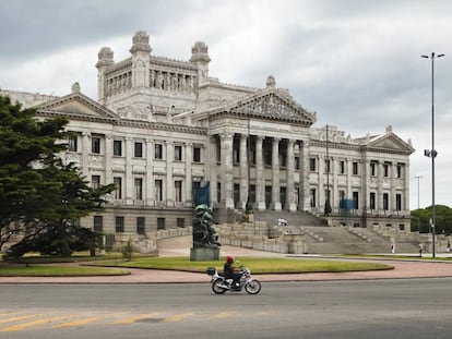 El Palacio Legislativo de Uruguay. 