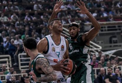 Tavares ante Gist