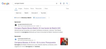 Captura de pantalla de la búsqueda en Google "cerrajeros baratos" que apunta en primer lugar a la web de la empresa CBC que en la letra pequeña tiene un tarifario con precios abusivos.