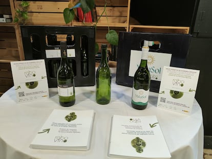 Botellas Reuse del proyecto Rebo2vino con vinos Tío Pepe y Viña Sol.