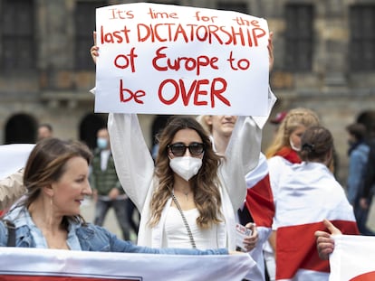 Protesta contra Lukashenko en Amsterdam.