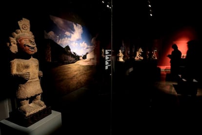 La selección de arte precolombino de México procede de los fondos del propio museo barcelonés y están fechadas entre el 350 y el 1500 de nuestra era.