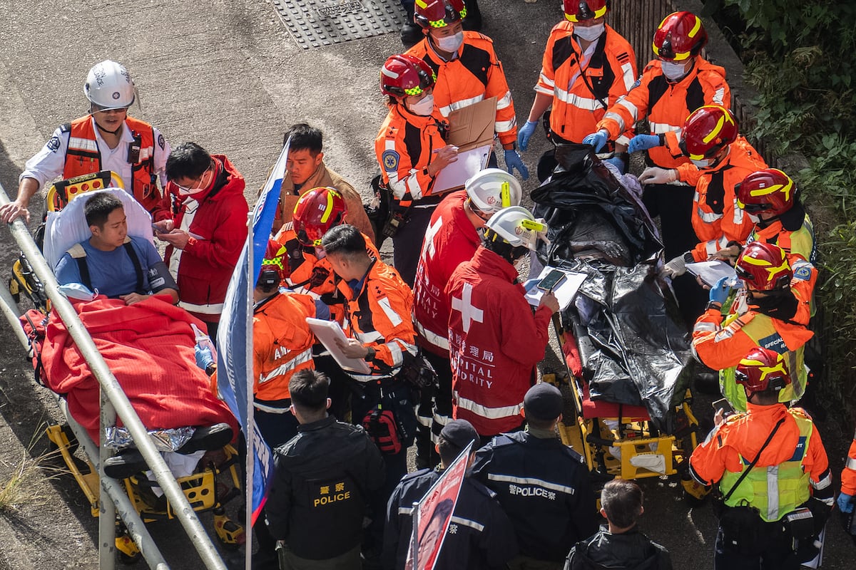 Hong Kong enfrenta la tragedia de su incendio más mortífero