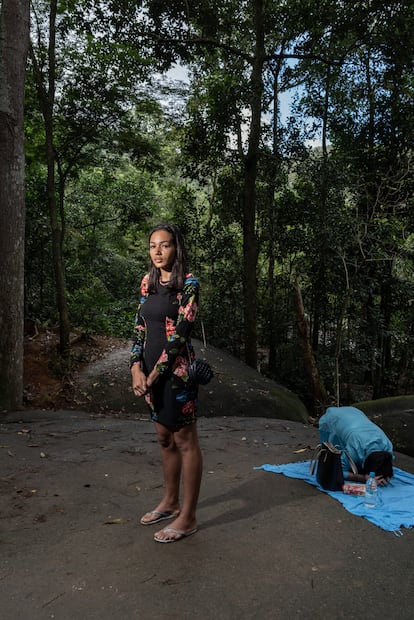 “The country is in a very precarious political situation. I decided to vote this year because it’s very important. I hope my vote can help make my country more racially and socially inclusive.” 
Ana Carolina Domingos da Silva (22-year-old member of an evangelical Christian church). 
