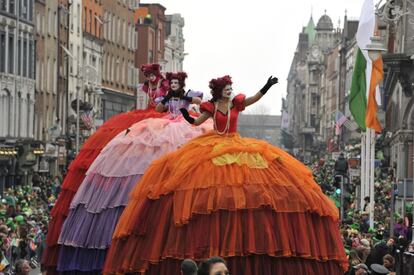 Desfile por las calles de Dublín para celebrar el día de San Patricio, patrón de Irlanda.