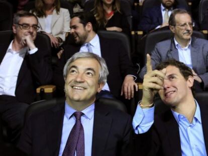 El presidente de Ciudadanos, Albert Rivera, y el economista Luis Garicano, durante el acto en el que han presentado el segundo gran eje de su programa econ&oacute;mico.