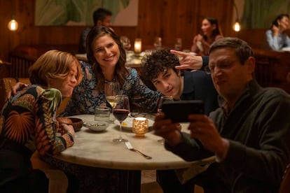 Serie La empresa de sillas de HBO Max