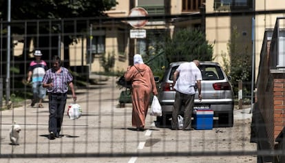 El matrimoni marroquí que actualment viu a l'habitatge de la família de Younes Abouyaaqoub.