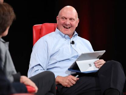 Steve Ballmer en el escenario de Code Conference.