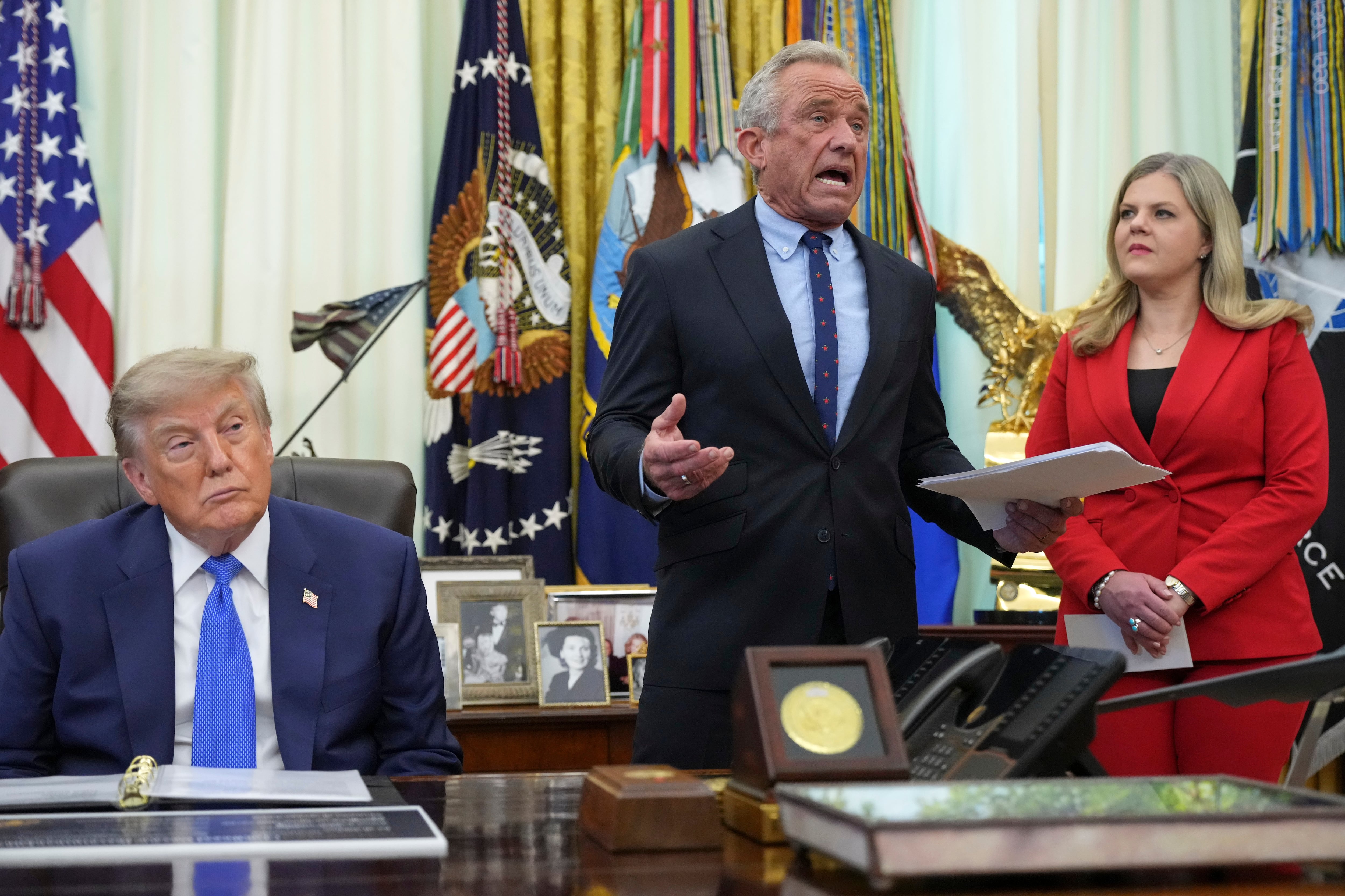 Trump recupera su cruzada contra las vacunas y exige reducir las dosis para los niños