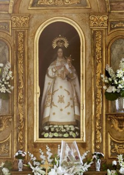 Interior de la ermita de la Virgen del Remolino en El Molar.