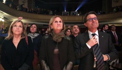 Ortega (izquierda), De Gispert y Mas, ayer en los actos del 50 aniversario de CC OO en Barcelona. 