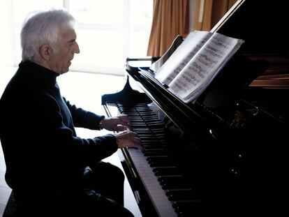 El pianista y director de orquesta ruso Vladimir Ashkenazy.