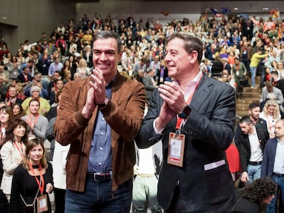 Sánchez y Besteiro, esta mañana en el cónclave socialista celebrado en A Coruña.