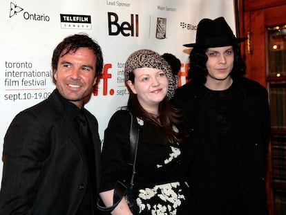 Una de sus últimas apariciones en público, en 2009 en el Festival de Toronto, para presentar el documental ‘Under Great White Northern Lights’ con el director Emmett Malloy.