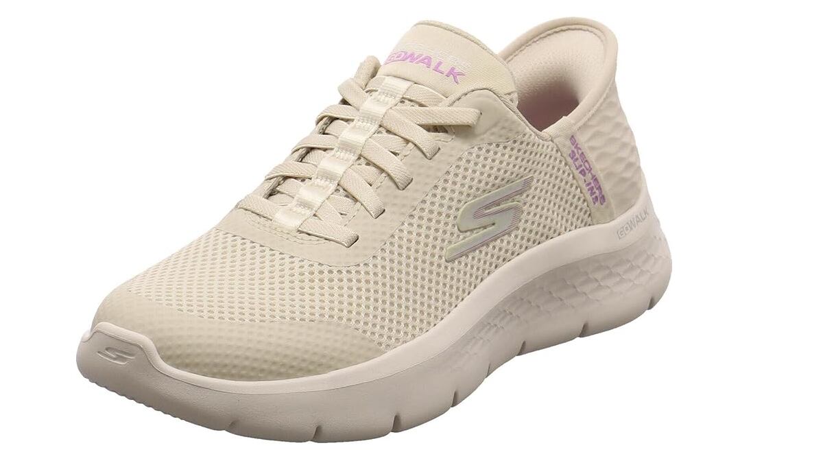 Zapatillas Go Walk para mujer, de Skechers.