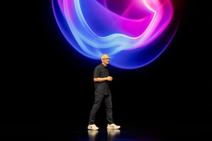 El CEO de Apple, Tim Cook, en una presentación en el campus de Cupertino, California, el pasado 9 de septiembre