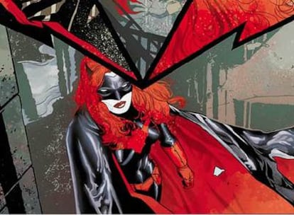 Una de las viñetas de la nueva entrega de Batwoman, una serie de 12 números que se pondrá a la venta en verano.