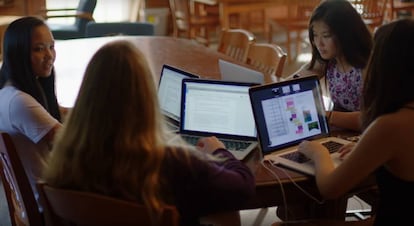 Fotograma del documental 'CodeGirl', que cuenta la historia de algunas de las chicas que se presentaron al Global Technovation Challenge de 2015.