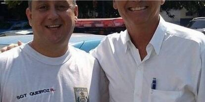 O ex-PM Élcio Queiroz ao lado do presidente Jair Bolsonaro em foto de conta de Facebook atribuída ao primeiro.