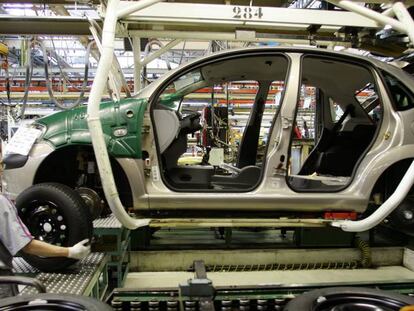 Una imagen de archivo de las instalaciones de la factor&iacute;a Peugeot Citroen de Villaverde (Madrid). 