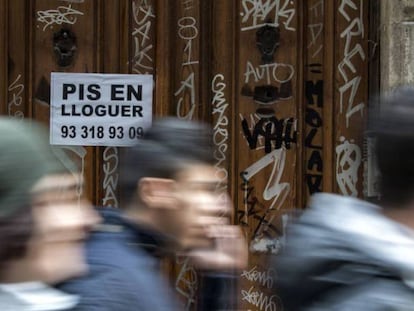 Oferta de una vivienda en alquiler en un inmueble de Barcelona.