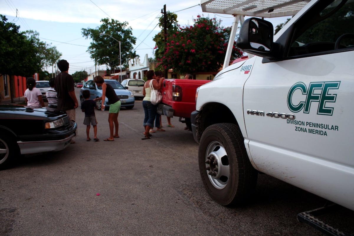 La CFE restablece la electricidad en el sureste de México tras un ...
