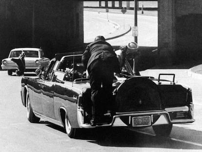 Foto del asesinato de John F. Kennedy en 1963, en Dallas, EE UU.