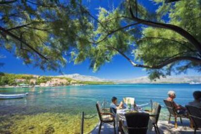 Restaurante en Lumbarda, en la isla de Korcula (Croacia).