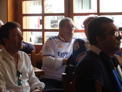 José Luis Moreno Palomo, con la camiseta del Real Madrid, mira concentrando el partido entre su equipo y el RCD Espanyol del pasado sábado en el que los merengues se consagraron campeones de LaLiga Santander.