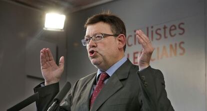 Ximo Puig, secretario general del PSPV-PSOE, durante una intervenci&oacute;n en la sede de su partido. 