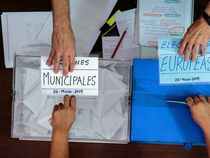 Urnas en las elecciones municipales y europeas en la Comunidad Valenciana. 